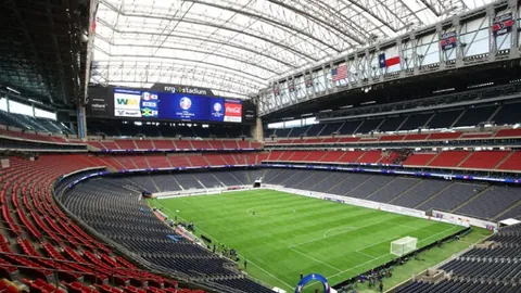 NBA球员排行榜：约基奇稳居首位，塔图姆和浓眉紧追其后，前五排名稳定不变
